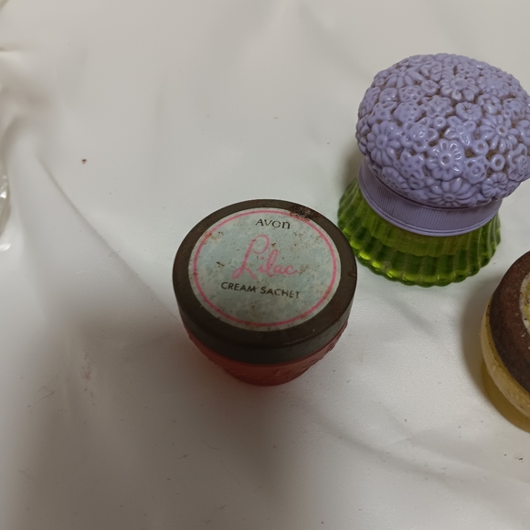!4 avon cream sachet jars - Picture 2 of 5